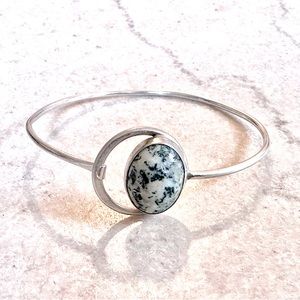 Agate and Silver Bracelet